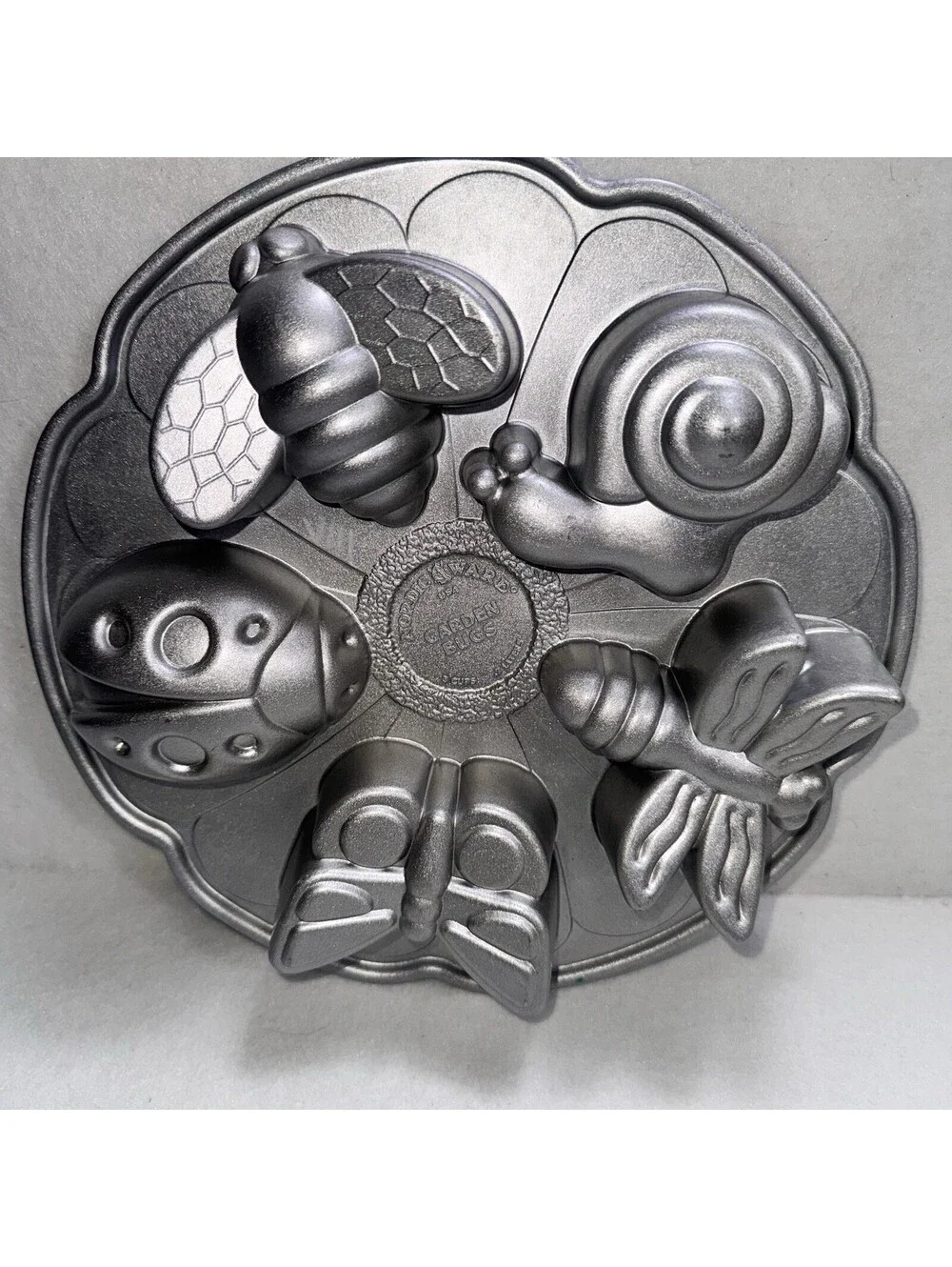 Nordic Ware Garden Bugs Cake Pan 3 Cup Butterfly Bee Ladybug Snail Cast Aluminum